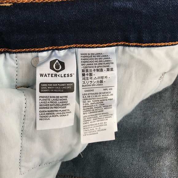 New! Levi’s Ribcage Straight Ankle Distressed Dark Wash Jeans, Plus Size 16W - Picture 13 of 16